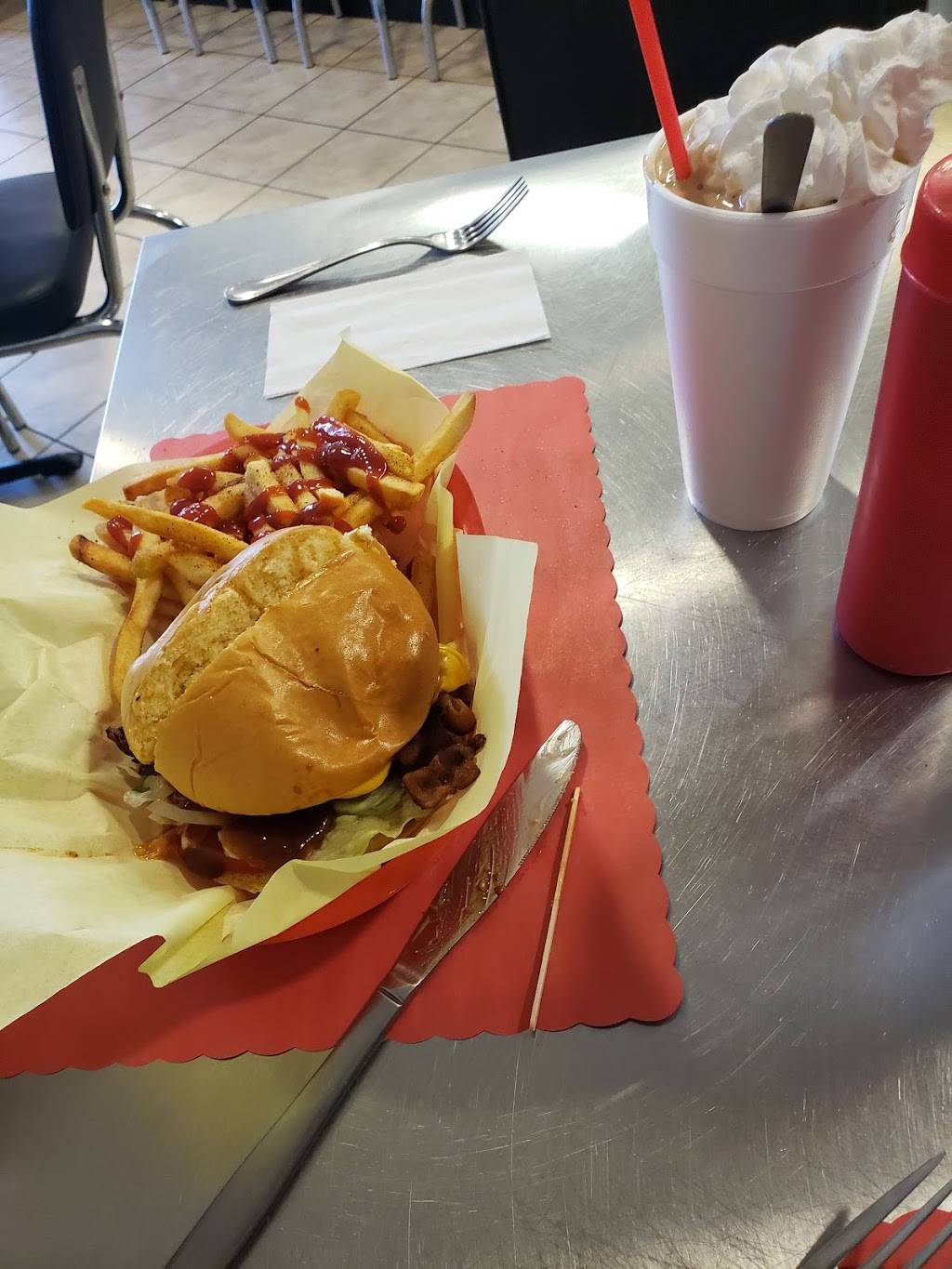 Silver State Diner | restaurant | 3430 E Tropicana Ave #6, Las Vegas, NV 89121, USA | 7024440555 OR +1 702-444-0555