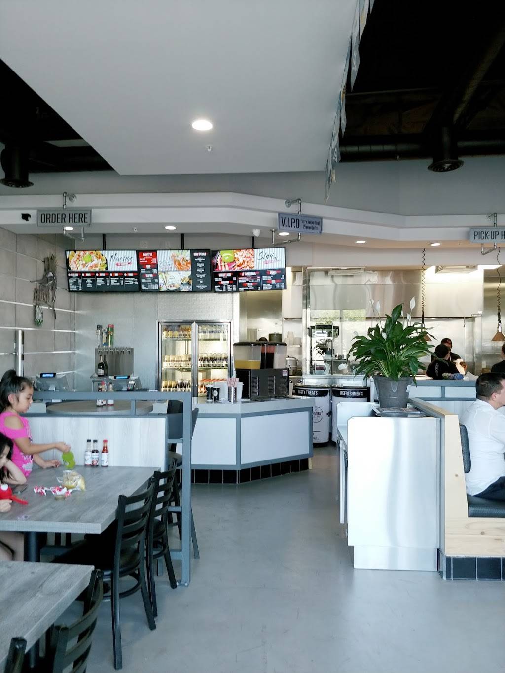 La Bufadora Baja Grill Montebello | restaurant | 2809 Via Campo unit h, Montebello, CA 90640, USA | 3232464985 OR +1 323-246-4985