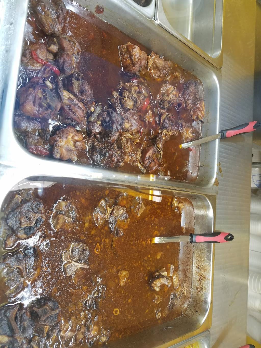 Hummingbird | restaurant | 3135 NY-112, Medford, NY 11763, USA | 6318466800 OR +1 631-846-6800