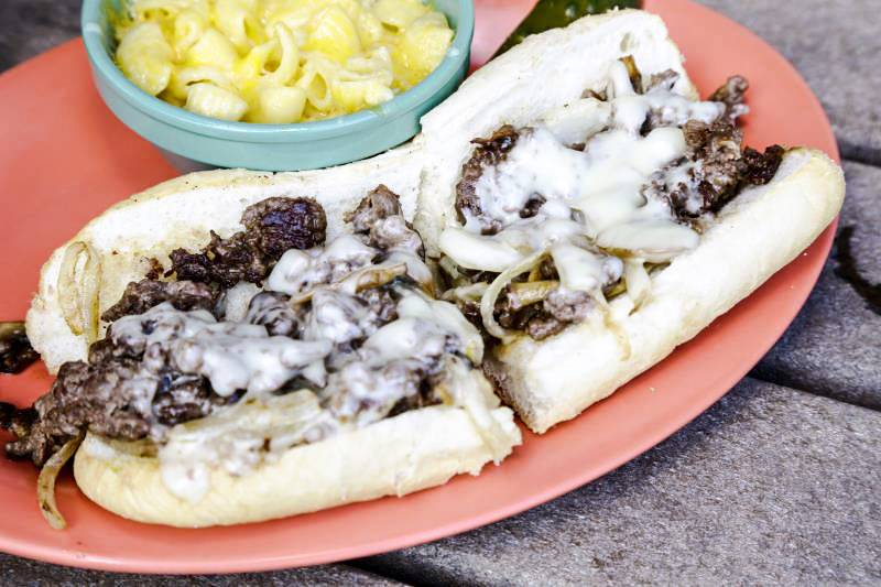 The Tavern on Main | restaurant | 123 Main St, El Segundo, CA 90245, USA | 3103223645 OR +1 310-322-3645