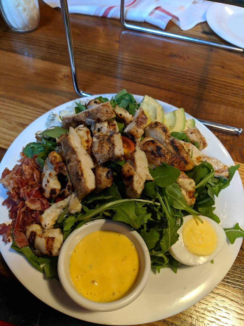 Fino Wood Fired Pizza & Bar | restaurant | 663 Main St, Watertown, CT 06795, USA | 8602385080 OR +1 860-238-5080