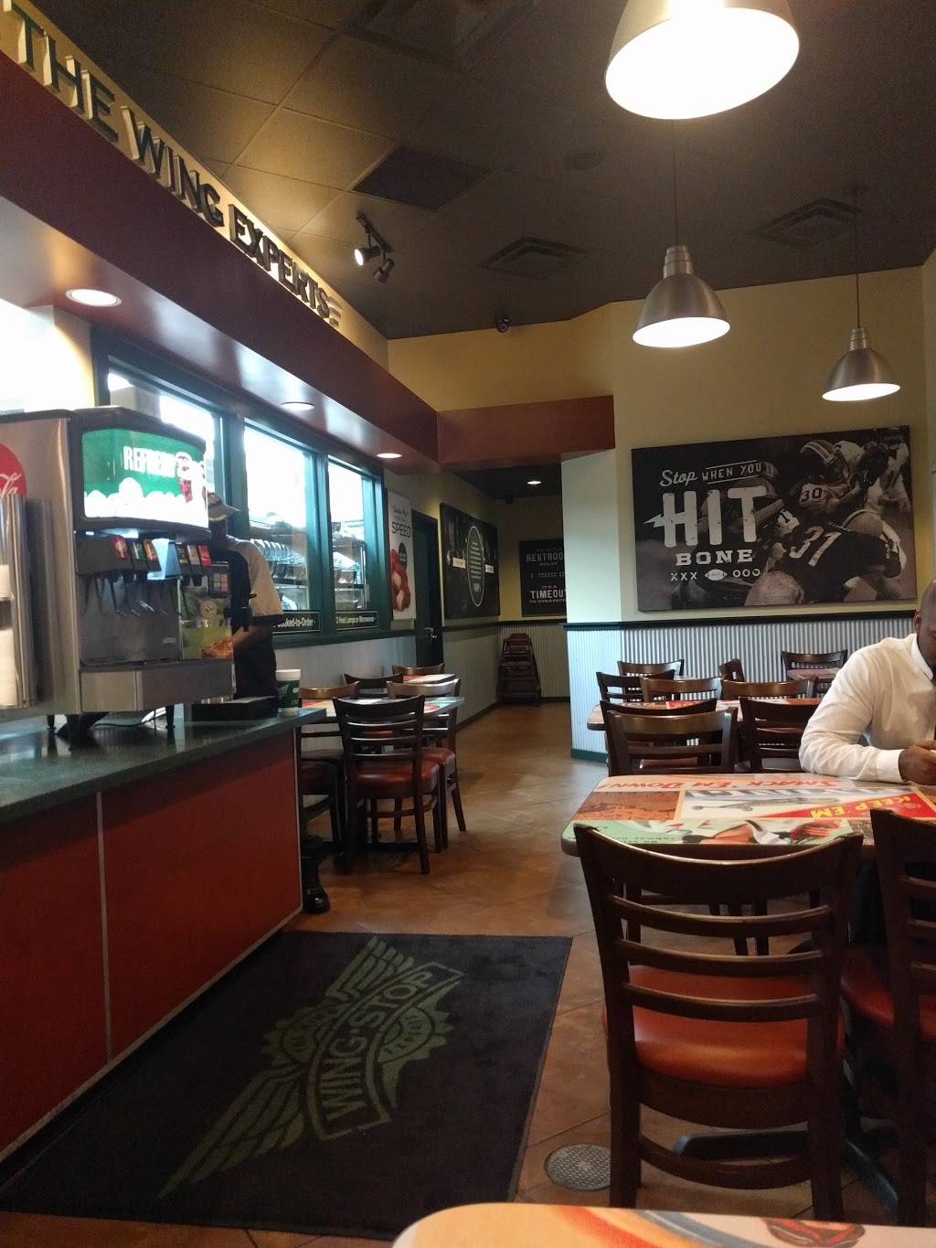 Wingstop | meal takeaway | 1823 Morse Rd Service Road, Columbus, OH 43224, USA | 6142679464 OR +1 614-267-9464