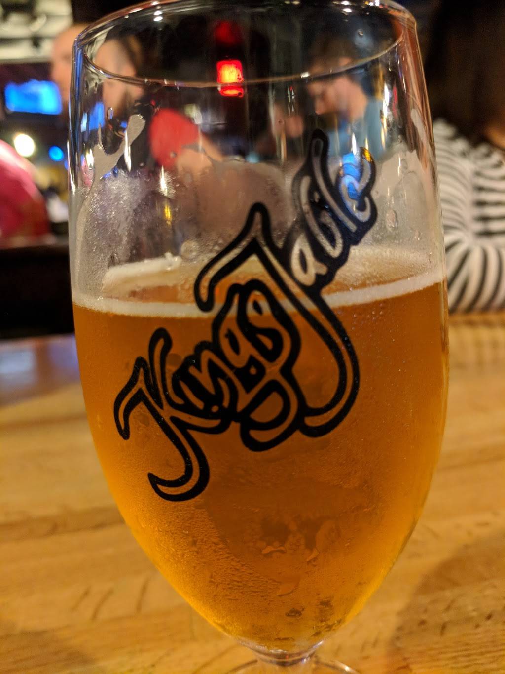 Kings Table Bar & Grill | restaurant | 2348 Grange Hall Rd, Beavercreek, OH 45431, USA | 9374311700 OR +1 937-431-1700