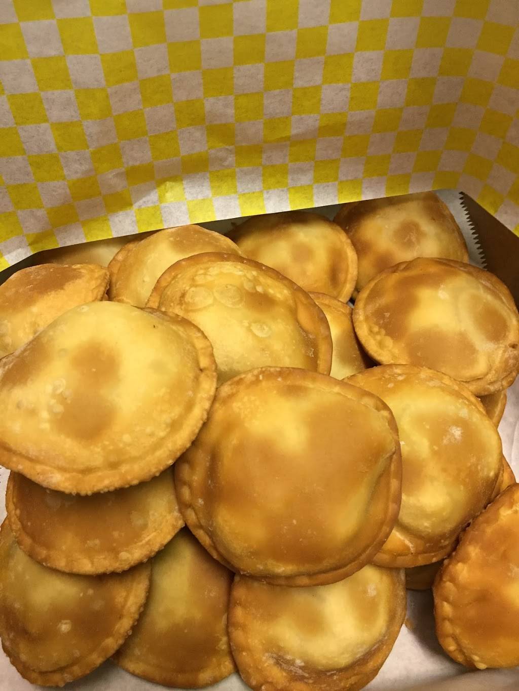 Pastelitos Papichys Tampa | restaurant | Unnamed Road, Tampa, FL 33634, USA | 8135919587 OR +1 813-591-9587