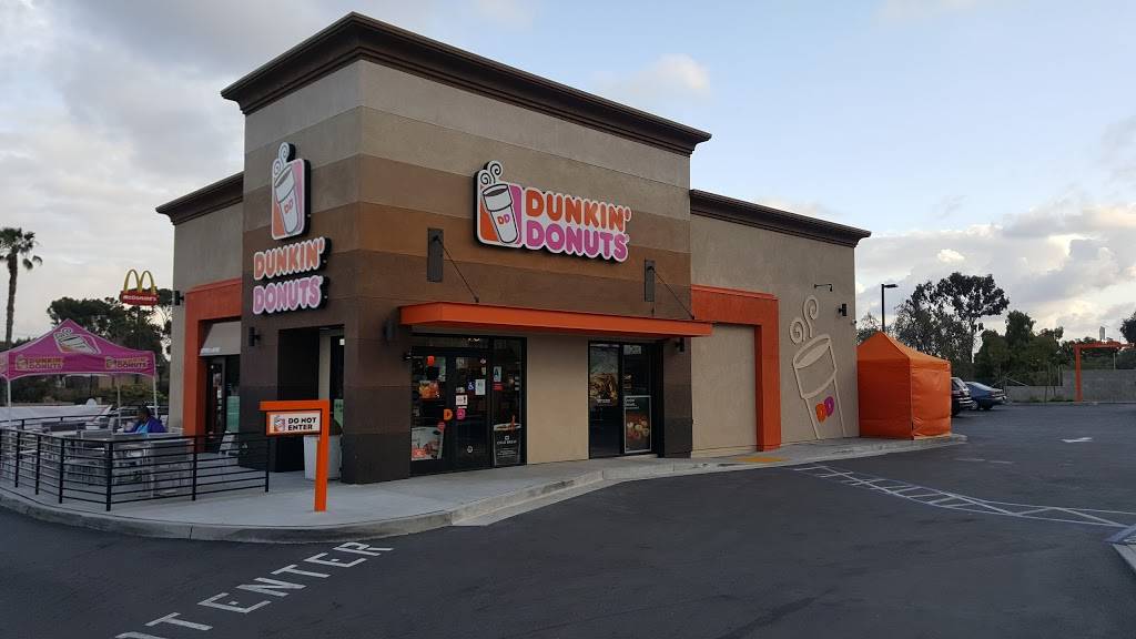 Dunkin | cafe | 2139 E Plaza Blvd, National City, CA 91950, USA | 6192671544 OR +1 619-267-1544