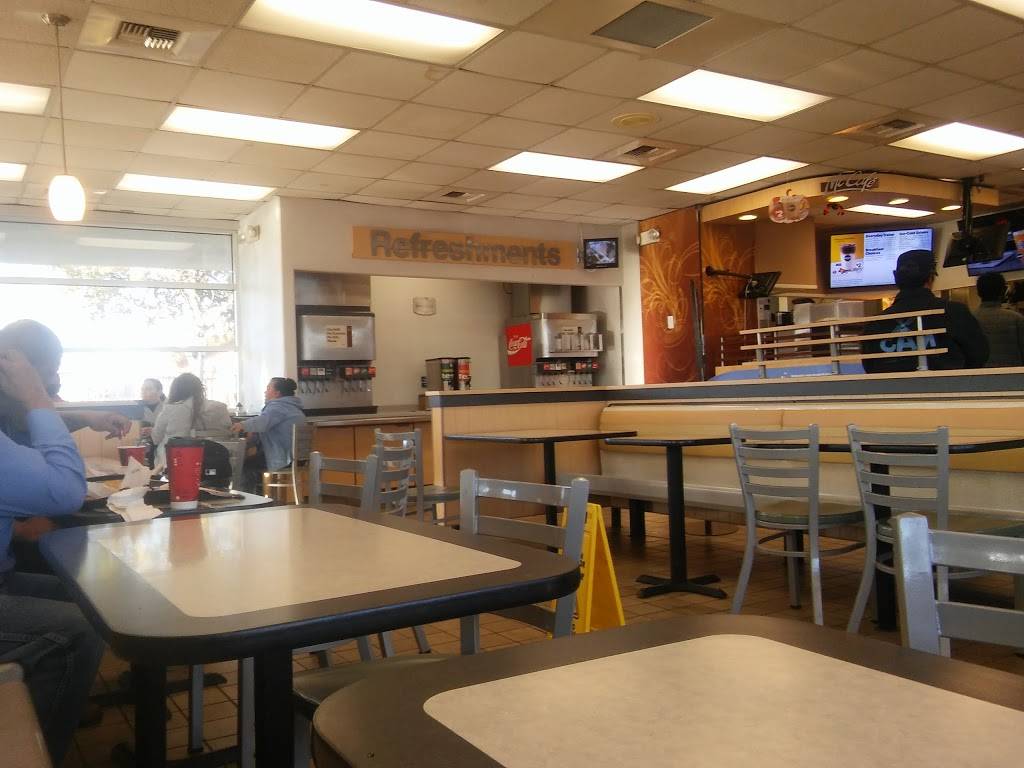 McDonalds | cafe | 2517 Del Paso Blvd, Sacramento, CA 95815, USA | 9169271459 OR +1 916-927-1459