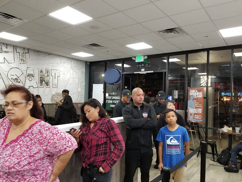 Jersey Mikes Subs | restaurant | 95-1249 Meheula Pkwy, Mililani, HI 96789, USA | 8086271500 OR +1 808-627-1500