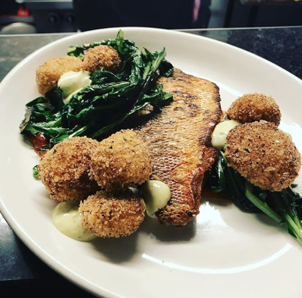 One Five One Social | restaurant | 151 Lakeshore Rd E, Oakville, ON L6J 1H3, Canada | 9053391151 OR +1 905-339-1151