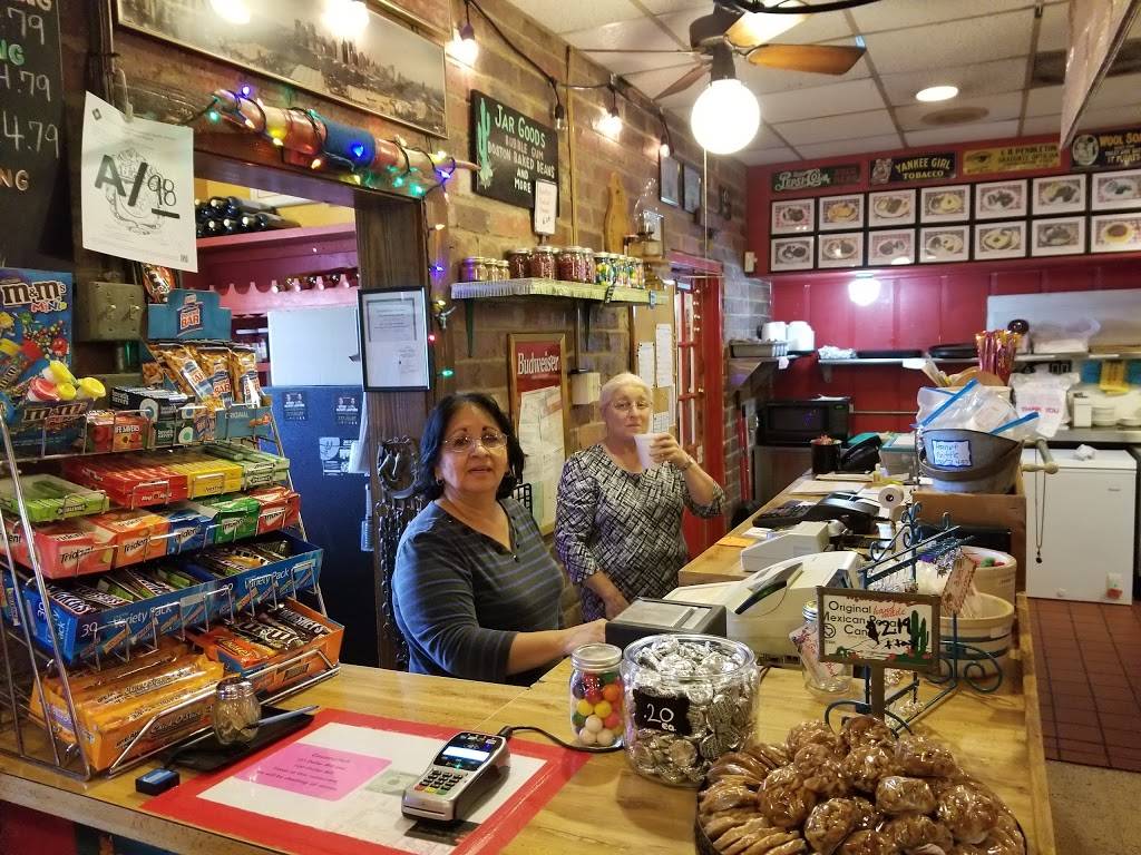 Hungry Farmer Steakhouse | restaurant | 7015 Interstate 35 Access Rd, San Antonio, TX 78224, USA | 2109224511 OR +1 210-922-4511