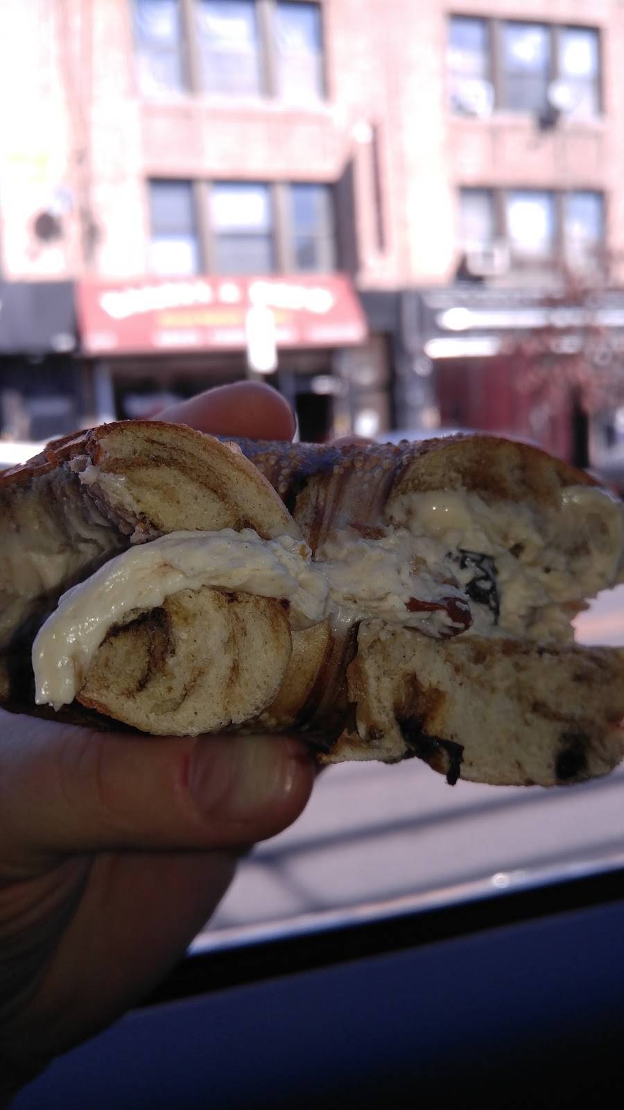 Bagels & Brew | bakery | 4305 Broadway, Astoria, NY 11103, USA | 7185454440 OR +1 718-545-4440
