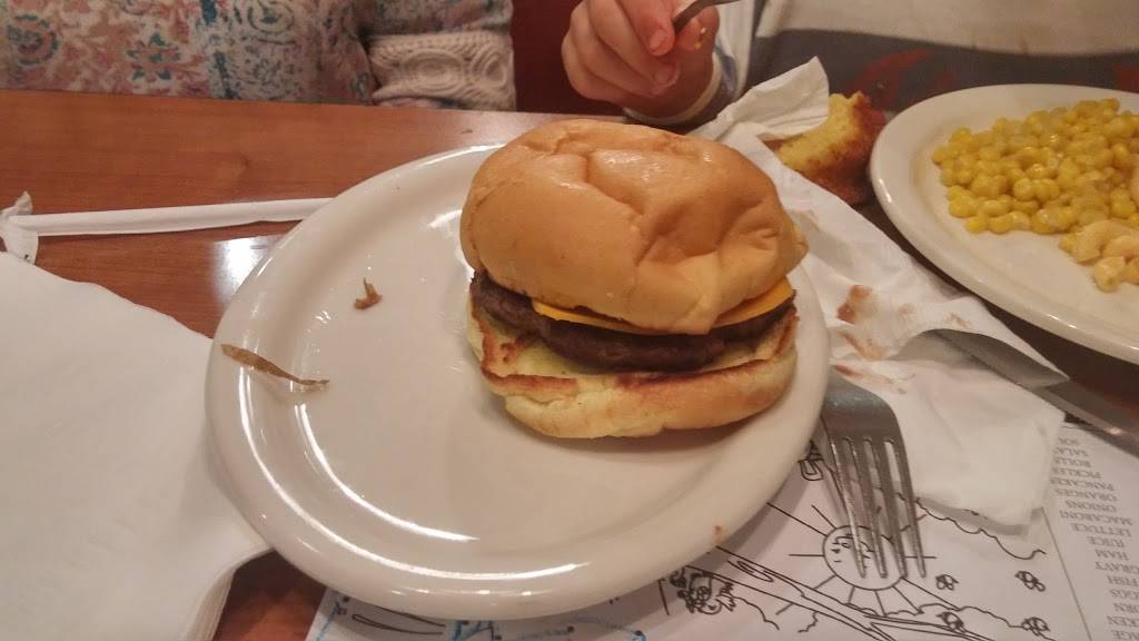 Country Cookin | restaurant | 1015 Richmond Ave, Staunton, VA 24401, USA | 5408856603 OR +1 540-885-6603