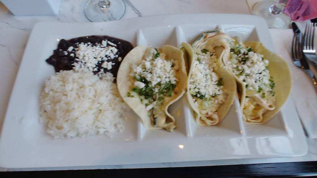 Franciscos Kitchen & Cantina | restaurant | 1915 Hartford Dr, Lake Stevens, WA 98258, USA | 4255128587 OR +1 425-512-8587