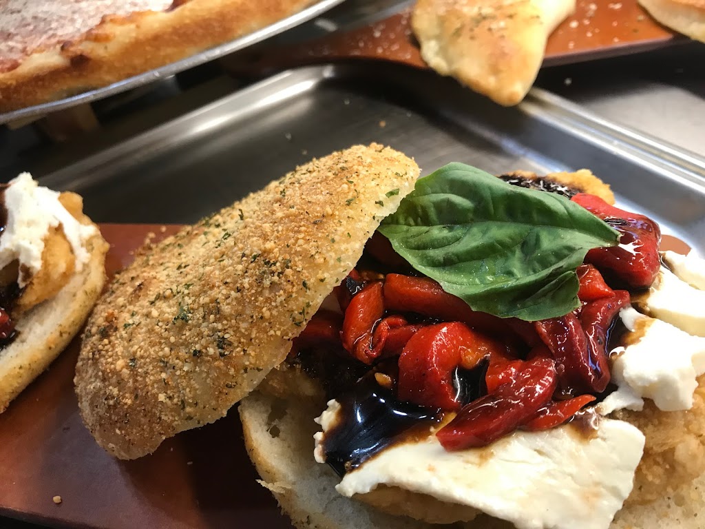 Urban Pizza | restaurant | Inside Food Court, 537 Monmouth Rd unit 174, Jackson Township, NJ 08527, USA | 7323014663 OR +1 732-301-4663