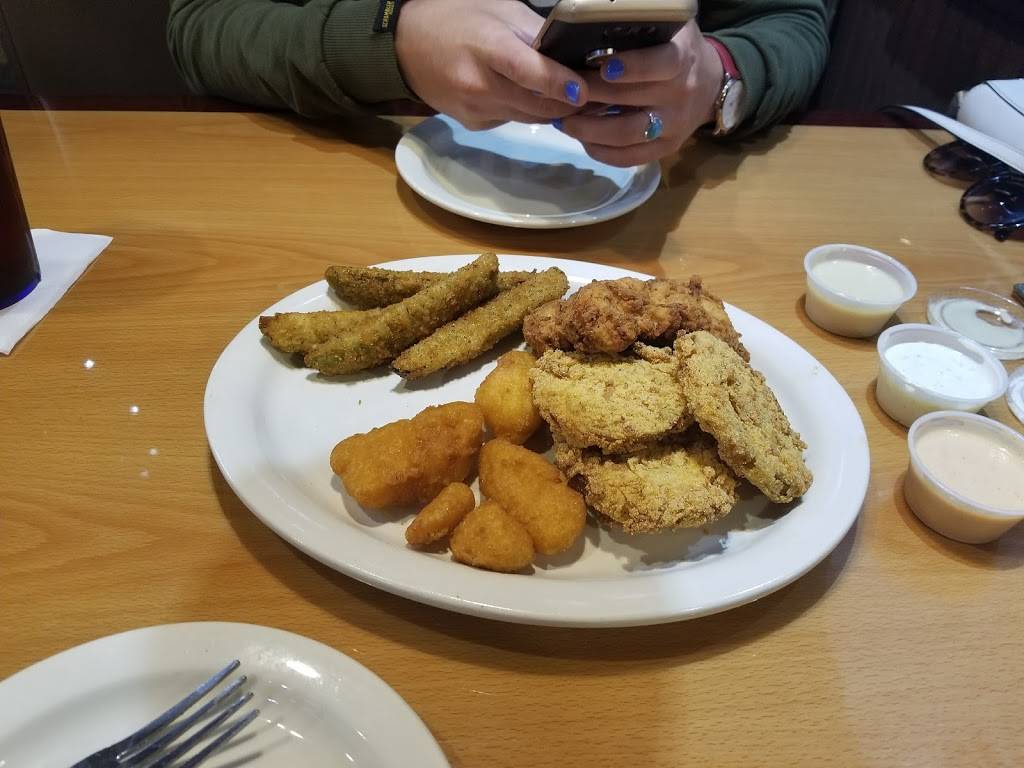 Marlowes Ribs & Restaurant | restaurant | 4381 Elvis Presley Blvd, Memphis, TN 38116, USA | 9013324159 OR +1 901-332-4159