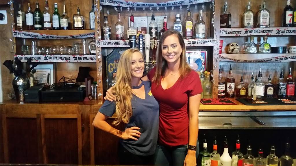 Charlies Bar and Grill | restaurant | 1291 S Houston Lake Rd, Warner Robins, GA 31088, USA | 4789883008 OR +1 478-988-3008