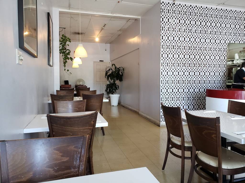 Thai Fantasy | restaurant | 5900 Monterey Rd, Los Angeles, CA 90042, USA | 3232570580 OR +1 323-257-0580