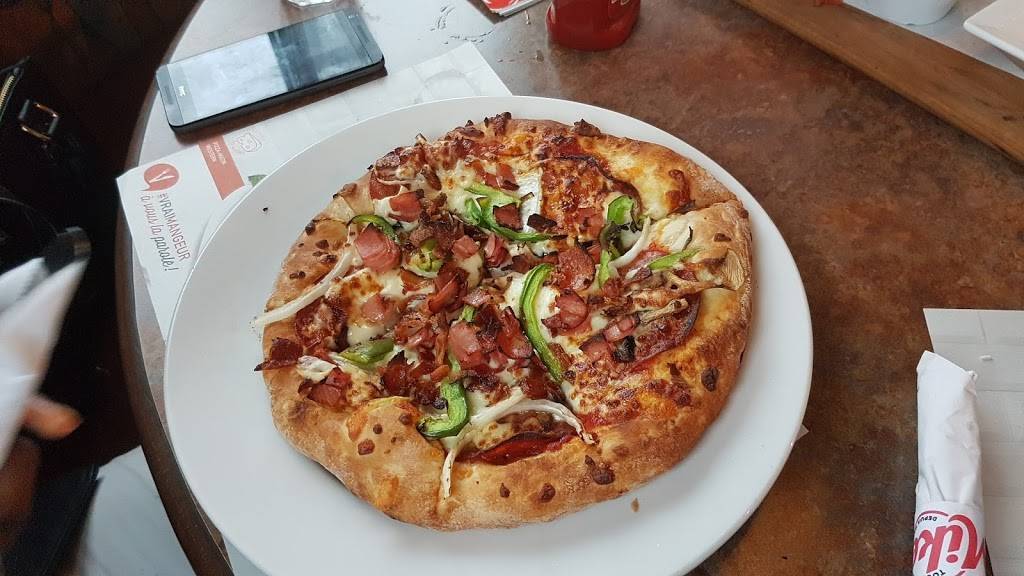 Mikes | restaurant | 199 Boul Labelle, Rosemère, QC J7A 2H2, Canada | 4504193303 OR +1 450-419-3303