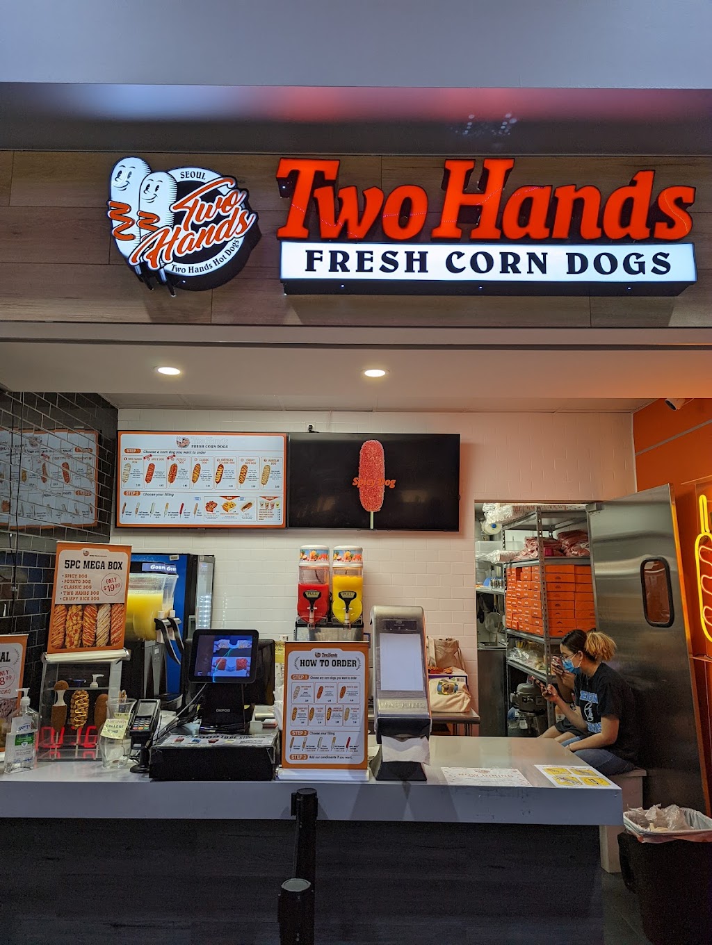 Two Hands Seoul Fresh Corn Dog | restaurant | 2625 W Pioneer Pkwy Suite 213, Grand Prairie, TX 75051, USA | 9729755096 OR +1 972-975-5096