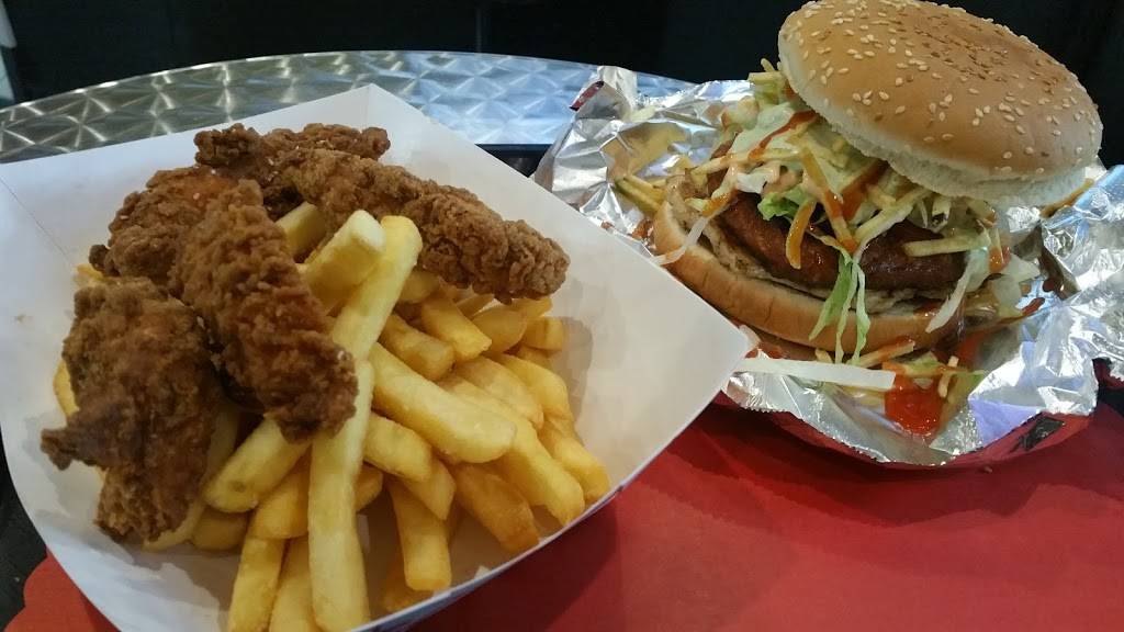 Papasitos Kitchen | restaurant | 7575 W 36th Ave, Hialeah, FL 33018, USA | 7865770505 OR +1 786-577-0505