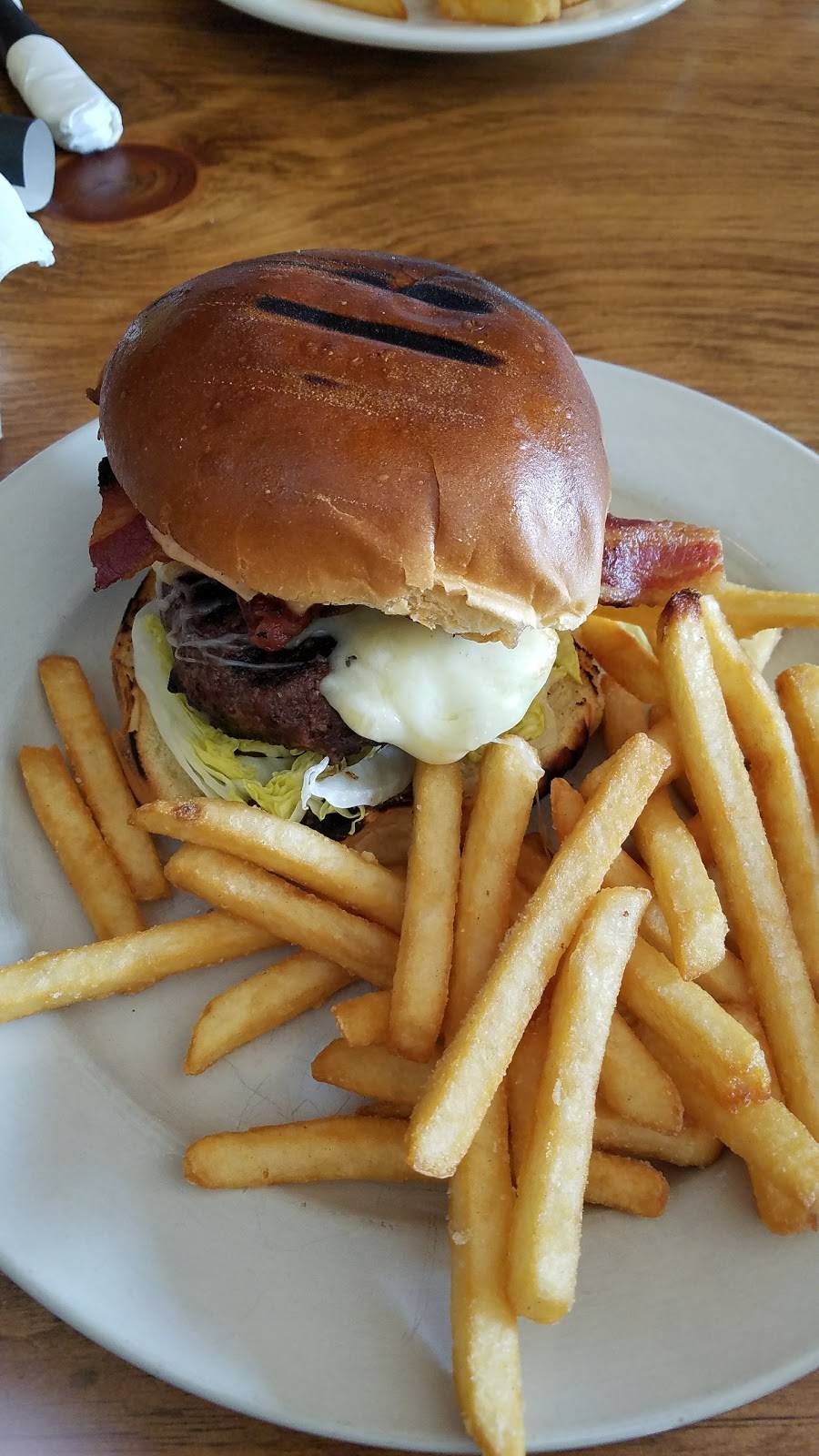 Crawford Craft | restaurant | 82 Main St, Pine Bush, NY 12566, USA | 8455244926 OR +1 845-524-4926