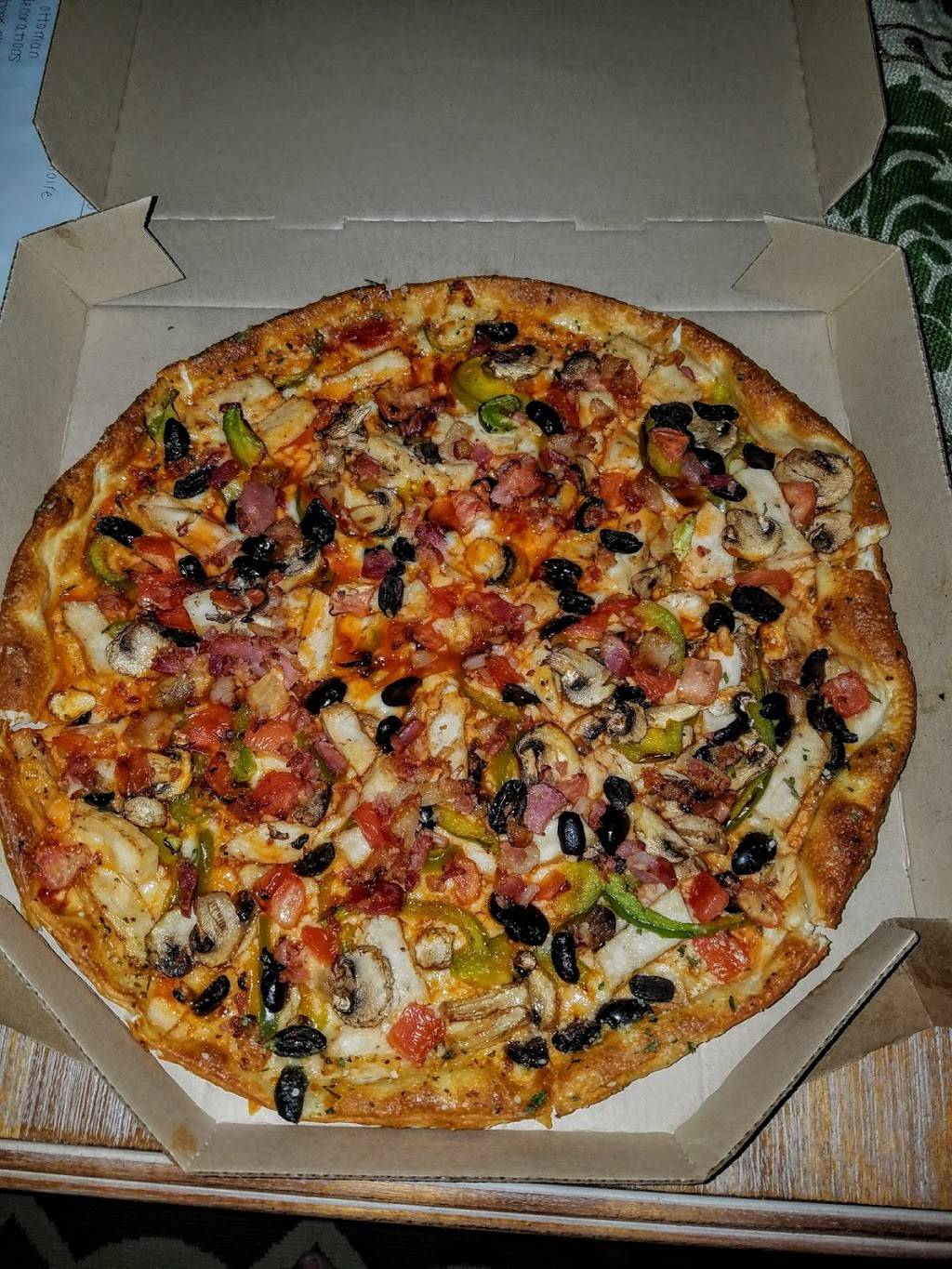 Pizza Hut | restaurant | 14129 Puritas Ave, Cleveland, OH 44135, USA | 2166718711 OR +1 216-671-8711