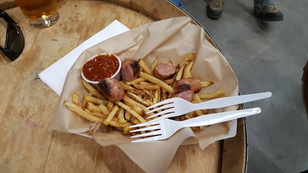 Solid Ground Brewing | restaurant | 552 Pleasant Valley Rd, Diamond Springs, CA 95619, USA | 5303447442 OR +1 530-344-7442