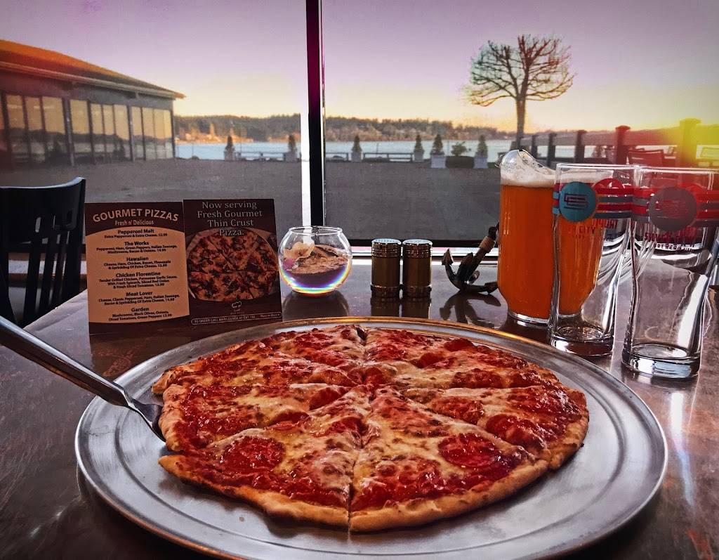 Beachfront Martini Lounge | restaurant | 3073 NW Bucklin Hill Rd, Silverdale, WA 98383, USA | 3606981000 OR +1 360-698-1000