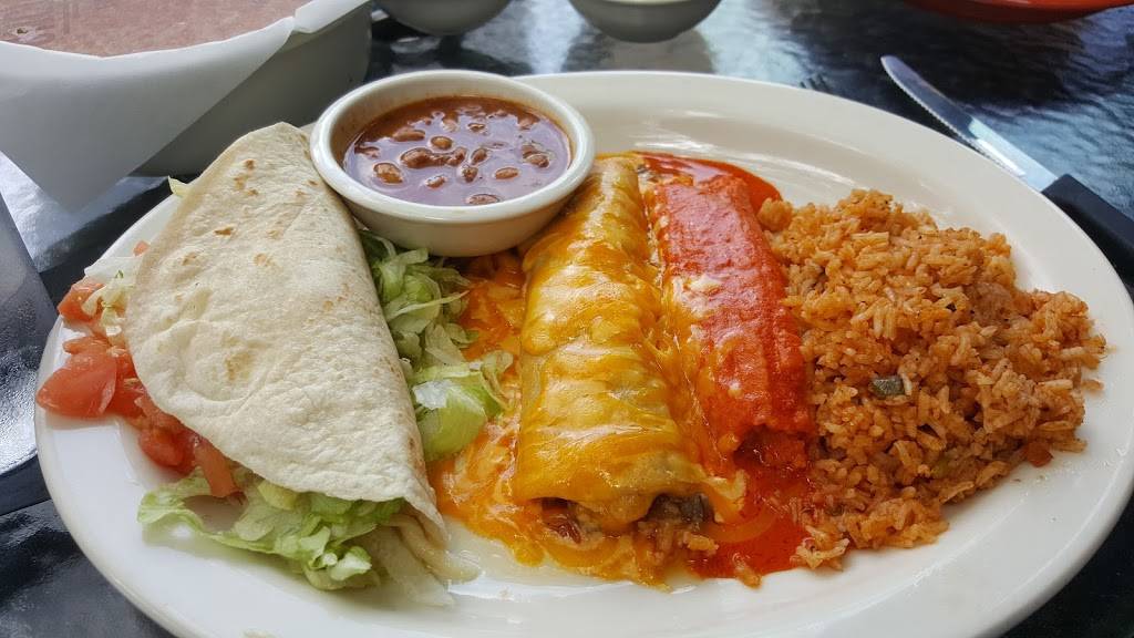 Uncle Julios Mexican From Scratch | restaurant | 4301 Fairfax Dr #100, Arlington, VA 22203, USA | 7035283131 OR +1 703-528-3131