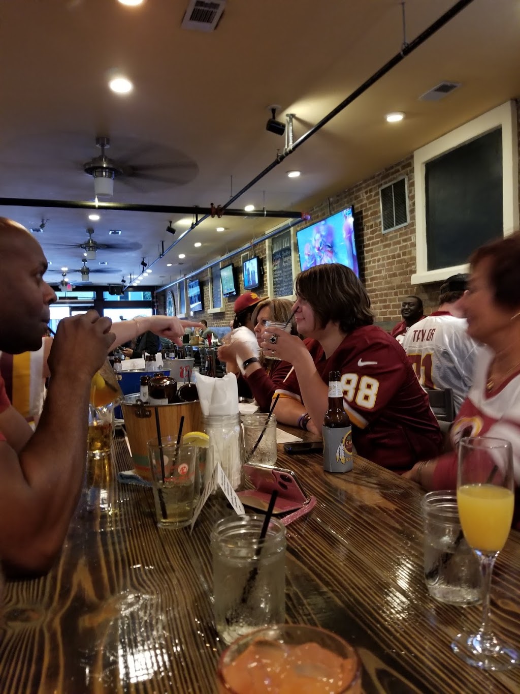 King Street Public House | restaurant | 549 King St, Charleston, SC 29403, USA | 8437933465 OR +1 843-793-3465