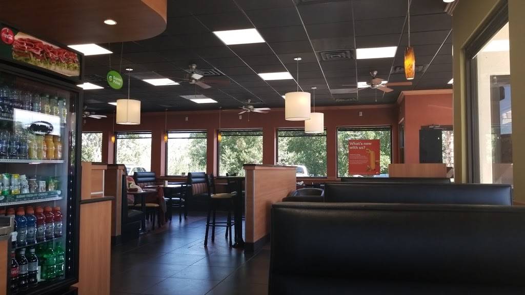 Subway Restaurants | restaurant | 214 E Canal St, Mulberry, FL 33860, USA | 8639435917 OR +1 863-943-5917