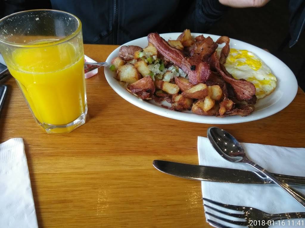 Tinas Place | restaurant | 2300 San Pablo Ave, Pinole, CA 94564, USA | 5109647546 OR +1 510-964-7546