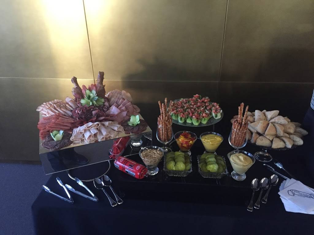 Paradise Kosher | restaurant | 11608 Boulevard de Salaberry, Dollard-des-Ormeaux, QC H9B 2R8, Canada | 5144210421 OR +1 514-421-0421