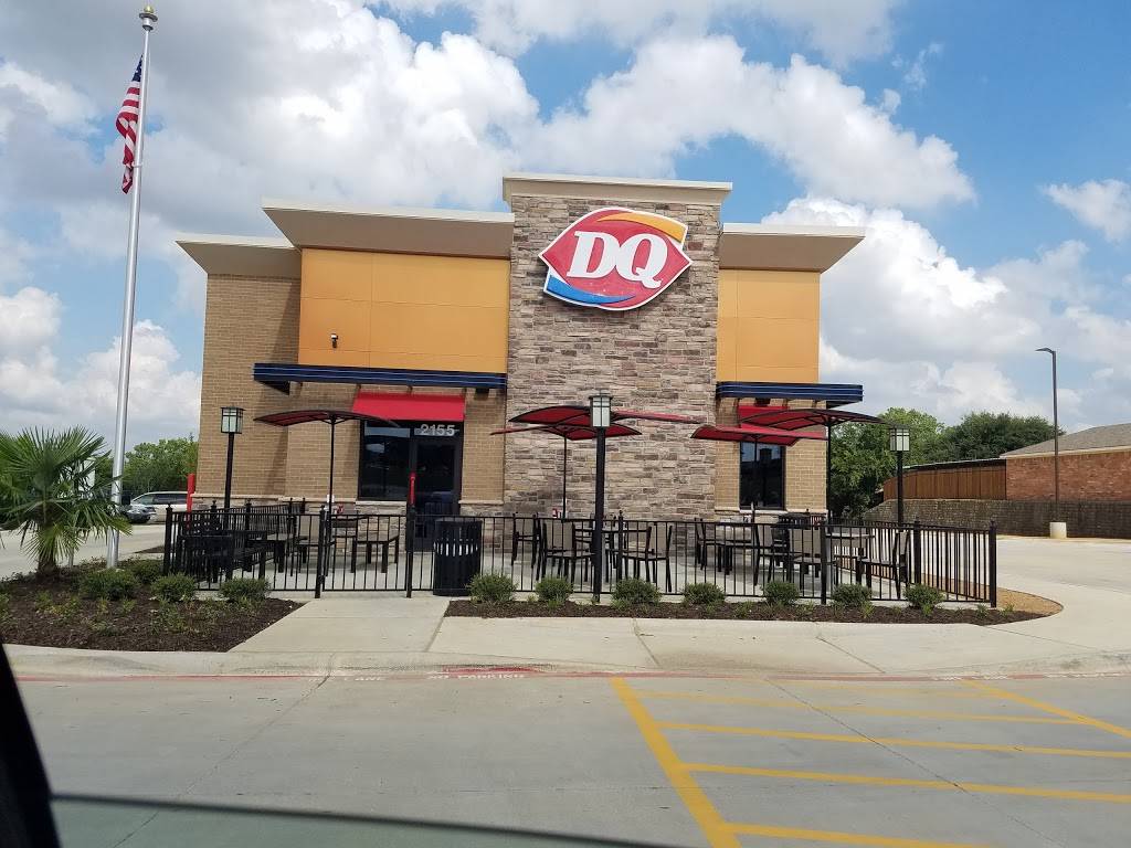 Dairy Queen Store | restaurant | 2155 N Hwy 360, Grand Prairie, TX 75050, USA | 8173851213 OR +1 817-385-1213