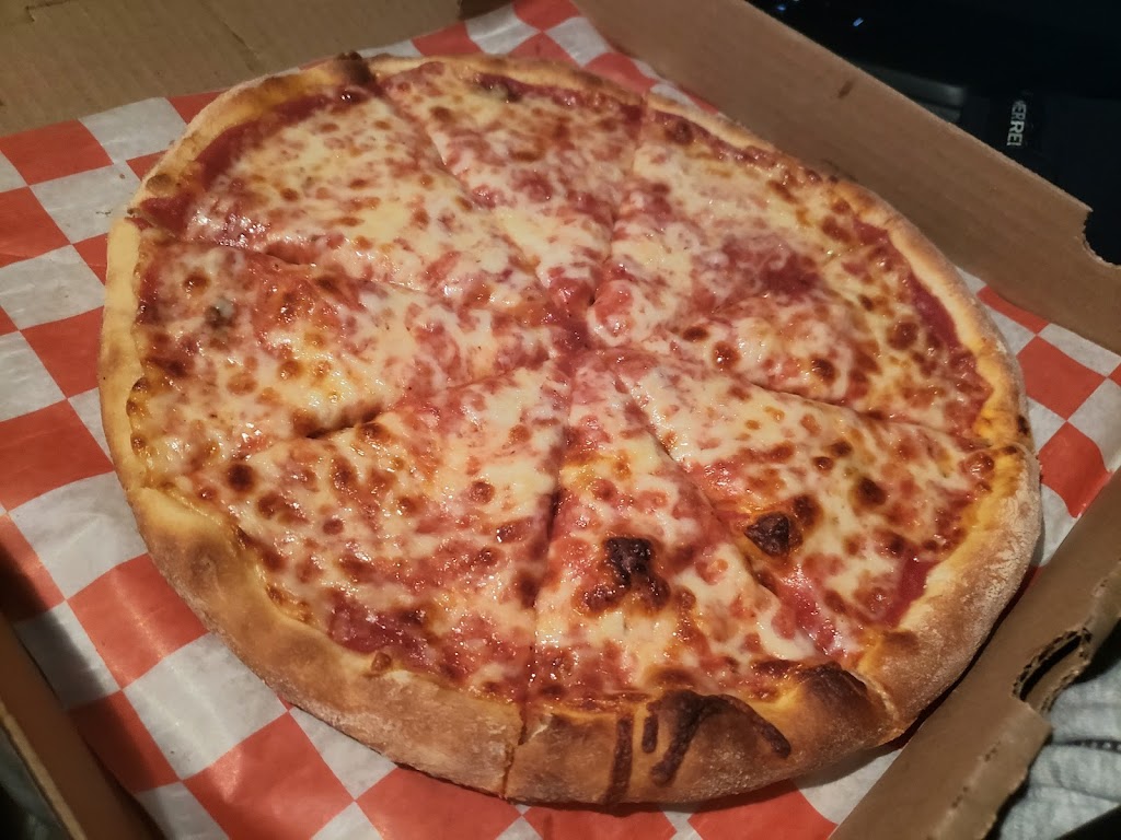 Eat the Best Pizza | restaurant | 711 State St, Madison, WI 53703, USA | 6088196019 OR +1 608-819-6019