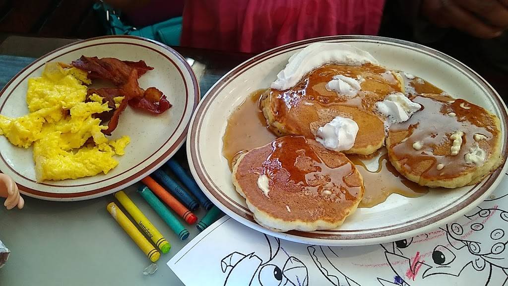 The Beacon Restaurant | restaurant | 909 E Douglas Ave, Wichita, KS 67202, USA | 3162633397 OR +1 316-263-3397