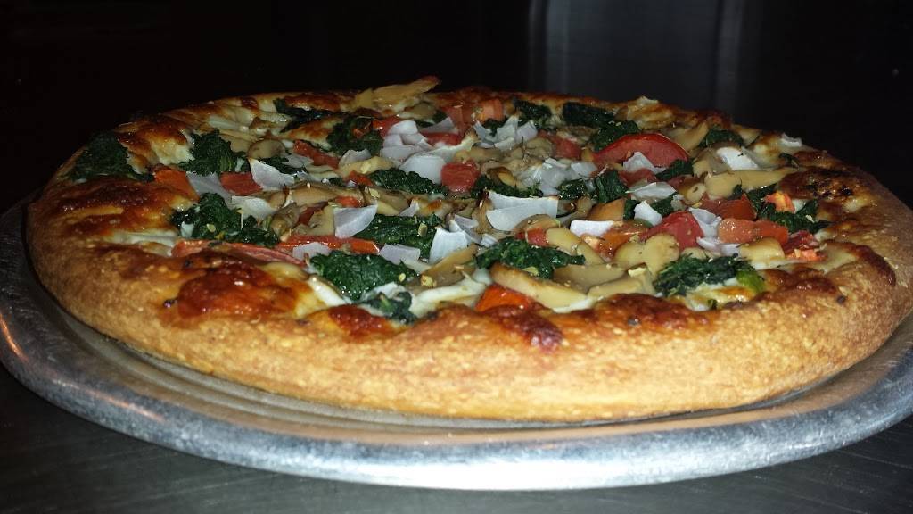 Joes Pizza And Restaurant | meal takeaway | 38 S Sproul Rd, Broomall, PA 19008, USA | 6103569848 OR +1 610-356-9848