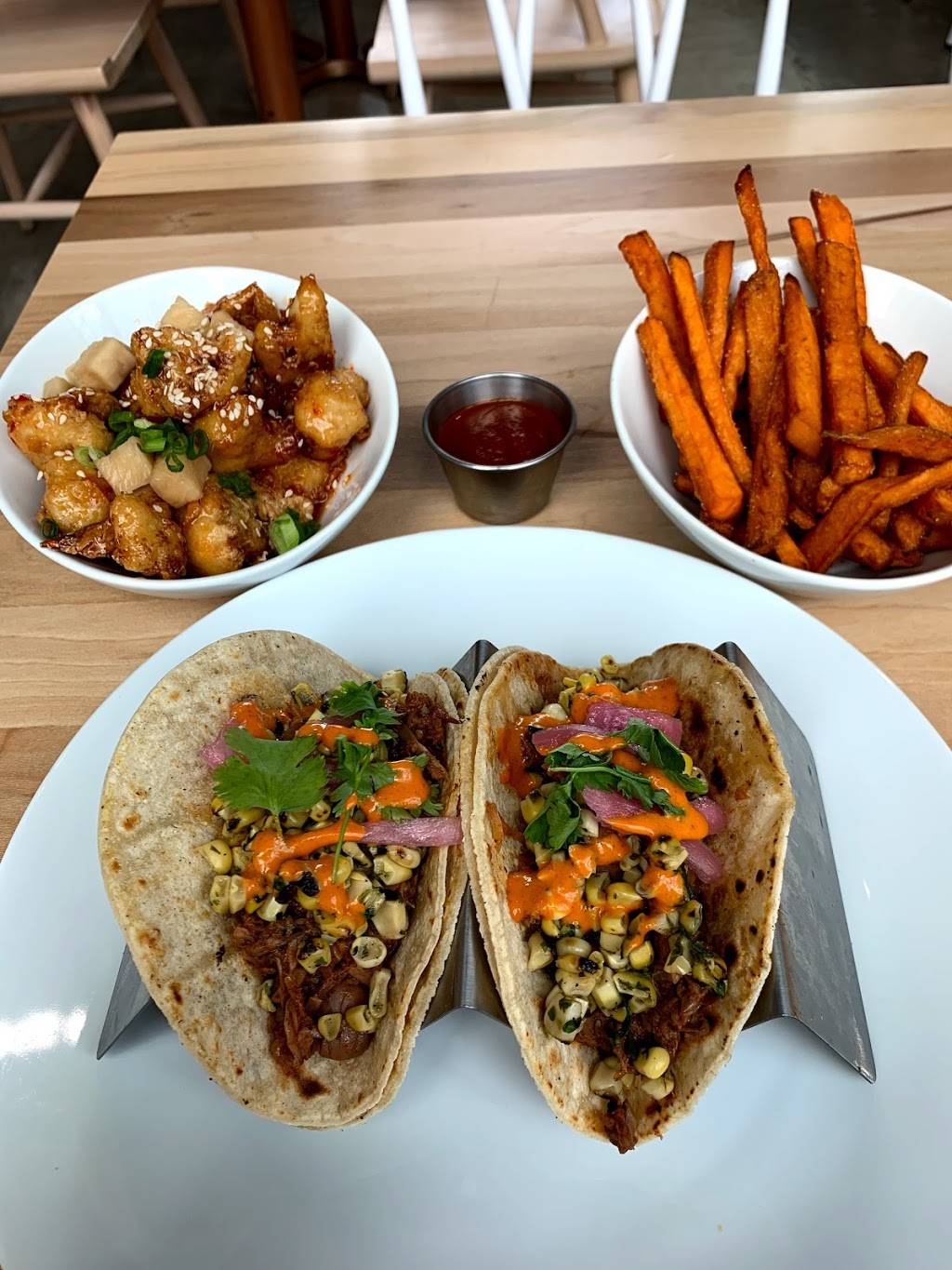 Verdine | restaurant | 449 W 19th St Suite C-200, Houston, TX 77008, USA | 7138764768 OR +1 713-876-4768