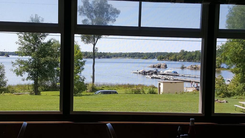 Silver Pines | restaurant | 1613 Kilworthy Rd, Kilworthy, ON P0E 1G0, Canada | 7056892813 OR +1 705-689-2813