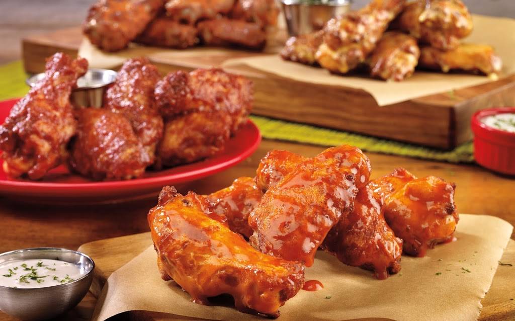 Padrones Pizza | restaurant | 1114 Lincoln Hwy, Wapakoneta, OH 45895, USA | 4197381118 OR +1 419-738-1118