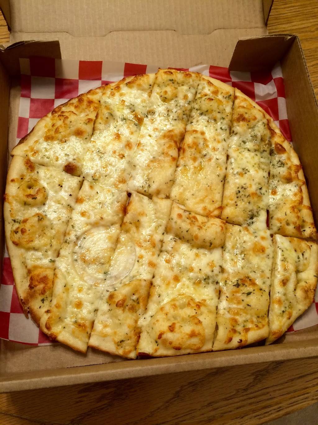 Mannies Pizza | restaurant | 530 76th St SW #500, Byron Center, MI 49315, USA | 6167346423 OR +1 616-734-6423