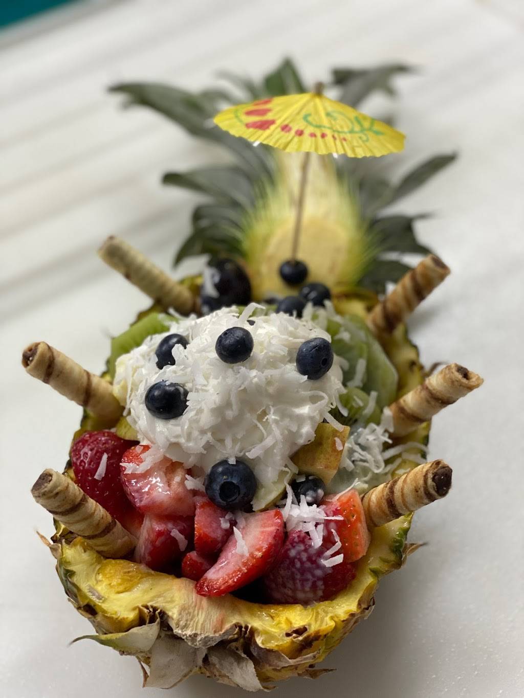 Sharkeys On The Bay Cafe | restaurant | 7740 W Courtney Campbell Causeway, Tampa, FL 33607, USA | 8139996414 OR +1 813-999-6414