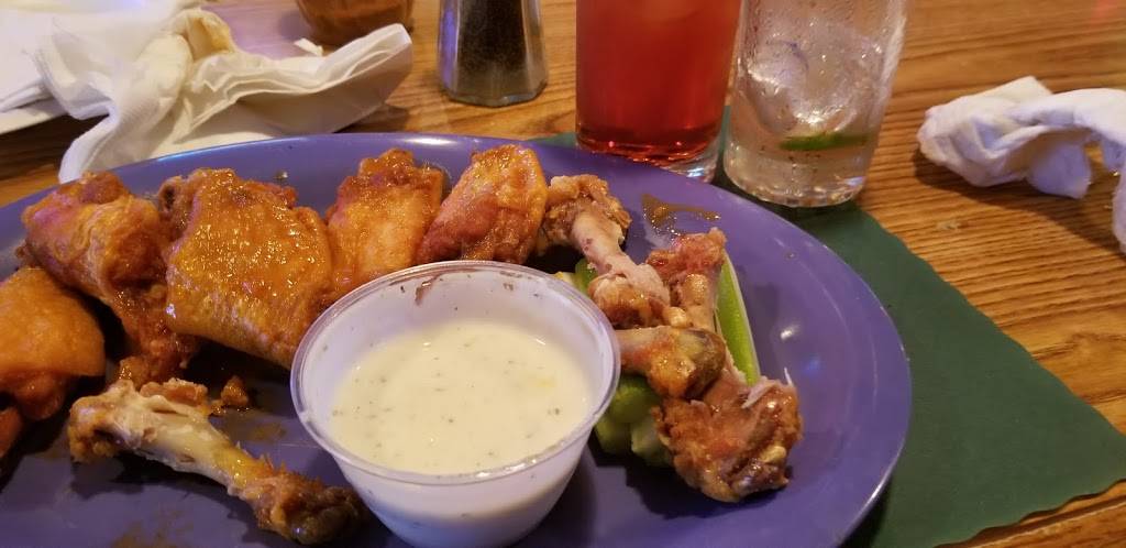 Raven Inn | restaurant | 8636 Loch Raven Blvd, Towson, MD 21286, USA | 4104941776 OR +1 410-494-1776