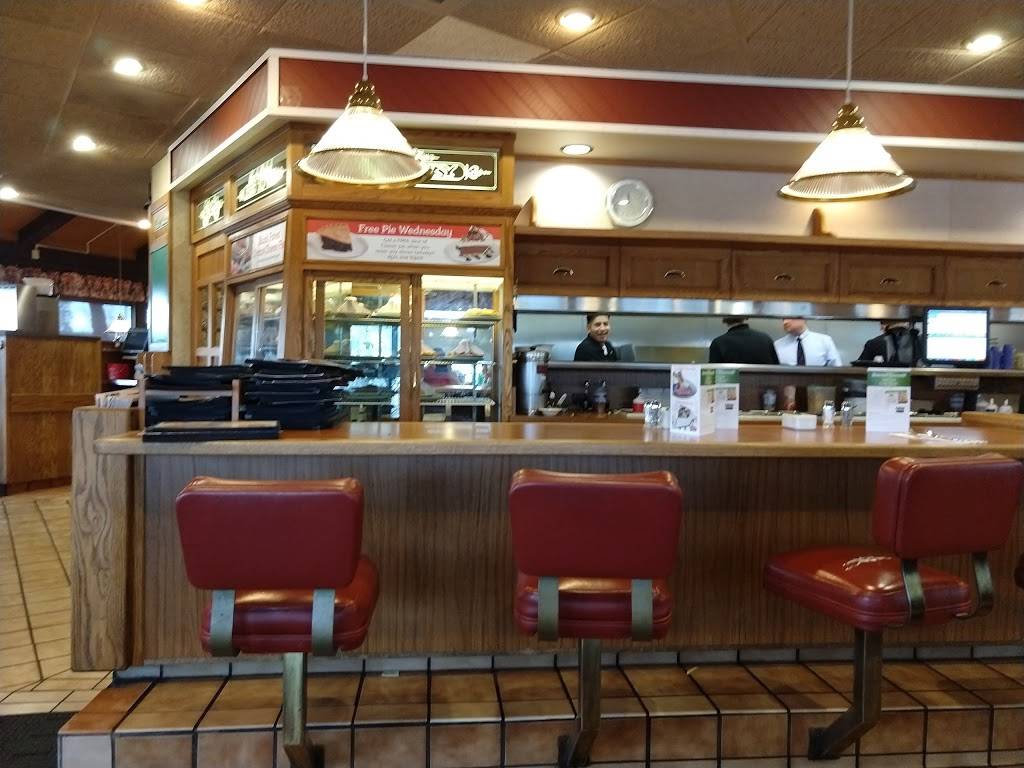 Sharis Cafe and Pies | bakery | 1807 Pioneer Pkwy W E, Springfield, OR 97477, USA | 5417478515 OR +1 541-747-8515