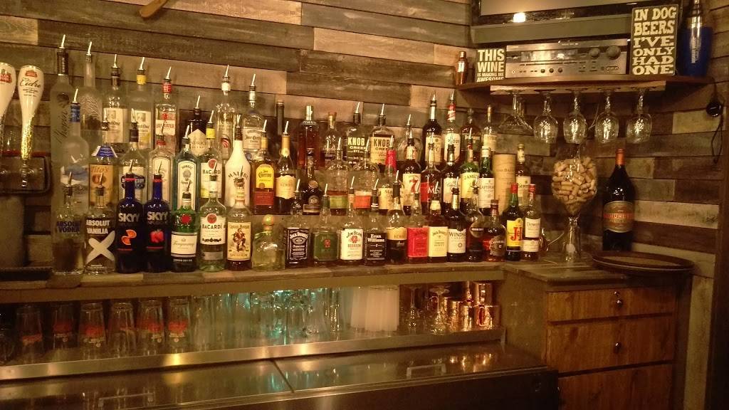 Buck-A-Neer Supper Club | restaurant | 122923, County Rd C, Stratford, WI 54484, USA | 7153842629 OR +1 715-384-2629