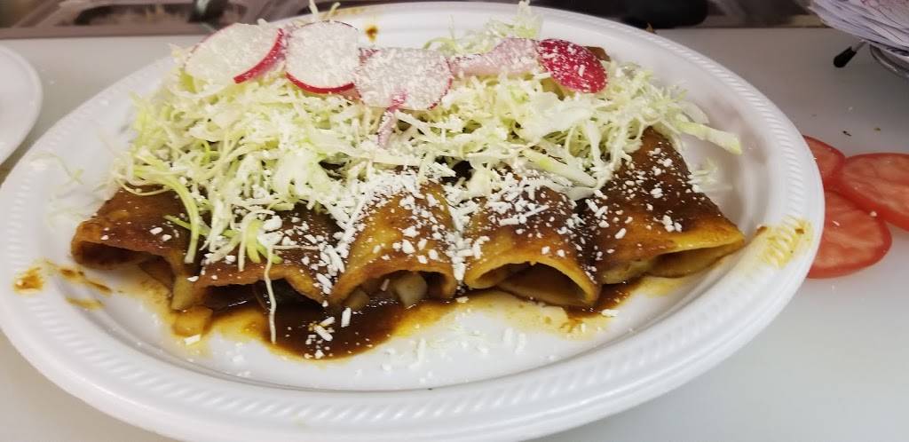 Antojitos Los Cuates | restaurant | 2323 Rosecrans Ave, Compton, CA 90221, USA | 5624699944 OR +1 562-469-9944