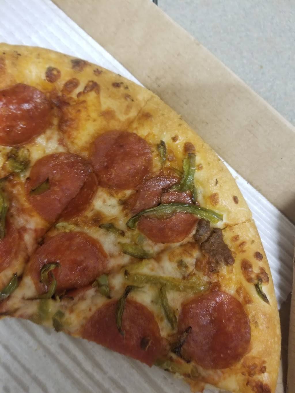 Pizza Hut | restaurant | 5975 S Cooper St #119, Arlington, TX 76017, USA | 8174653100 OR +1 817-465-3100