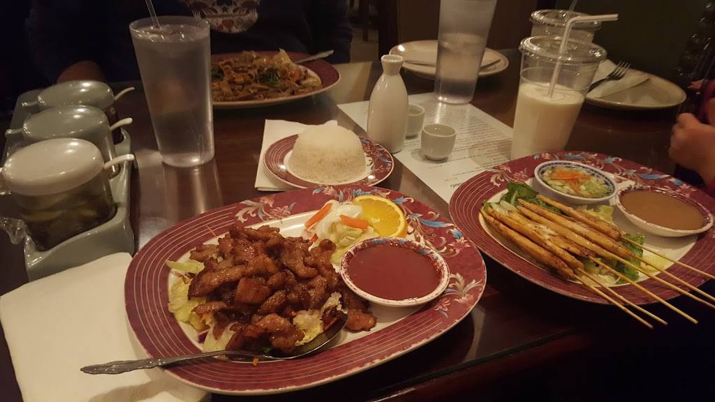 Thai Jasmine | restaurant | 1328 U.S. Hwy 395 N, Gardnerville, NV 89410, USA | 7757838625 OR +1 775-783-8625