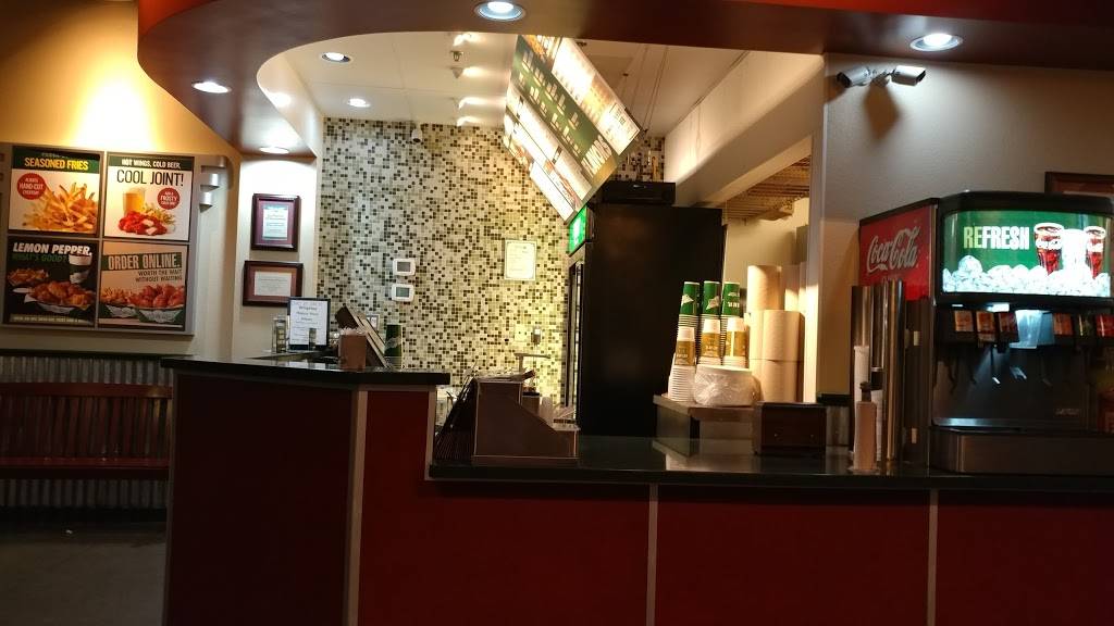 Wingstop | restaurant | 14875 Main St, Bellevue, WA 98007, USA | 4259741142 OR +1 425-974-1142