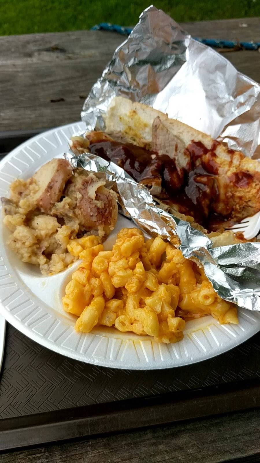 Freemans BBQ | restaurant | 1436-, 1446 Holly Pike, Carlisle, PA 17015, USA | 7174863616 OR +1 717-486-3616