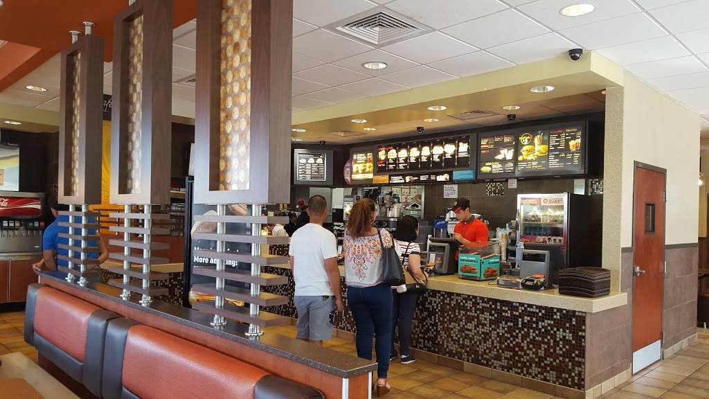 McDonalds | cafe | 11990 SW 8th St, Miami, FL 33184, USA | 3052218542 OR +1 305-221-8542